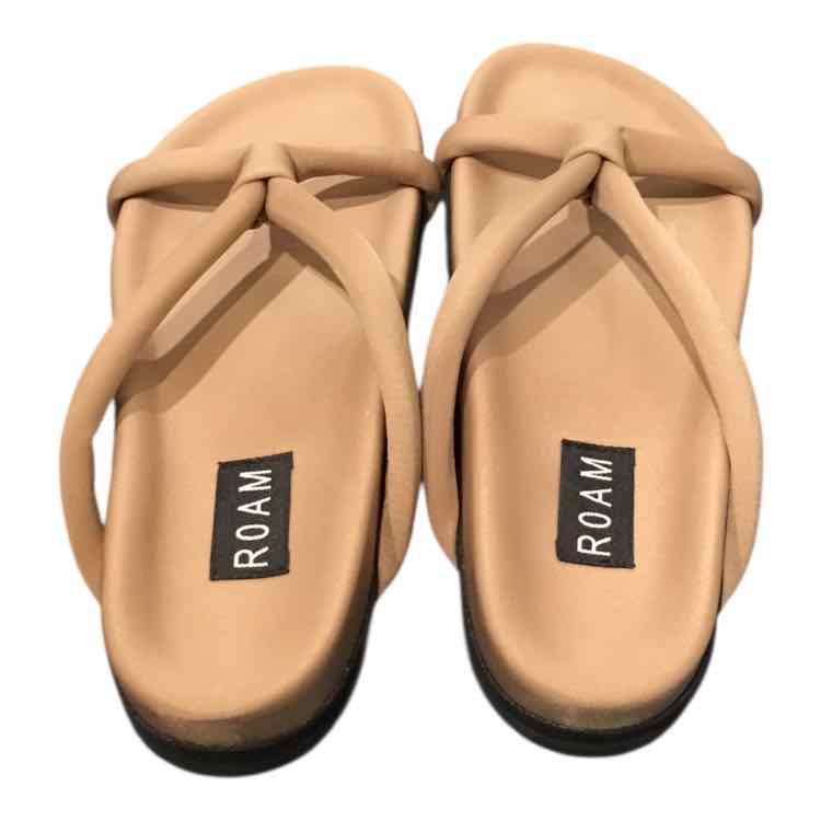 Roam Camel Size 6-6 1/2 Shoes