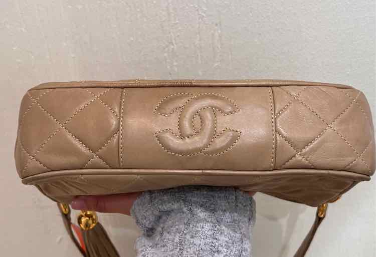 Chanel Crossbody biege Handbag