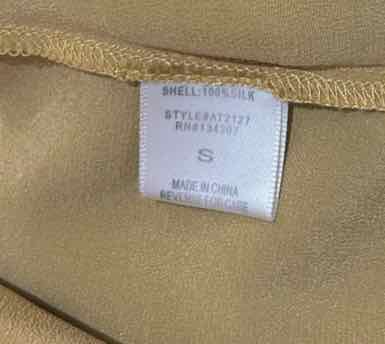 Line + Dot Dark Yellow Size S Shirt