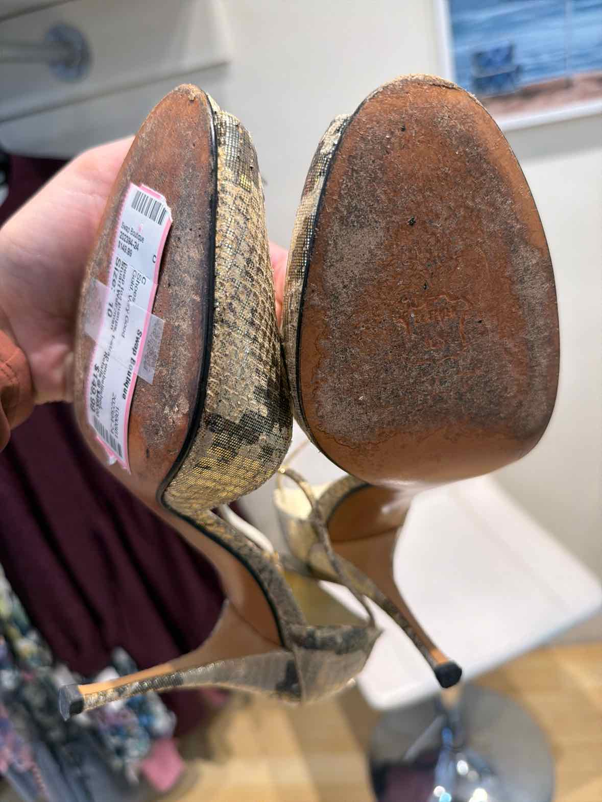 Stuart Weitzman Gold Size 10 Shoes
