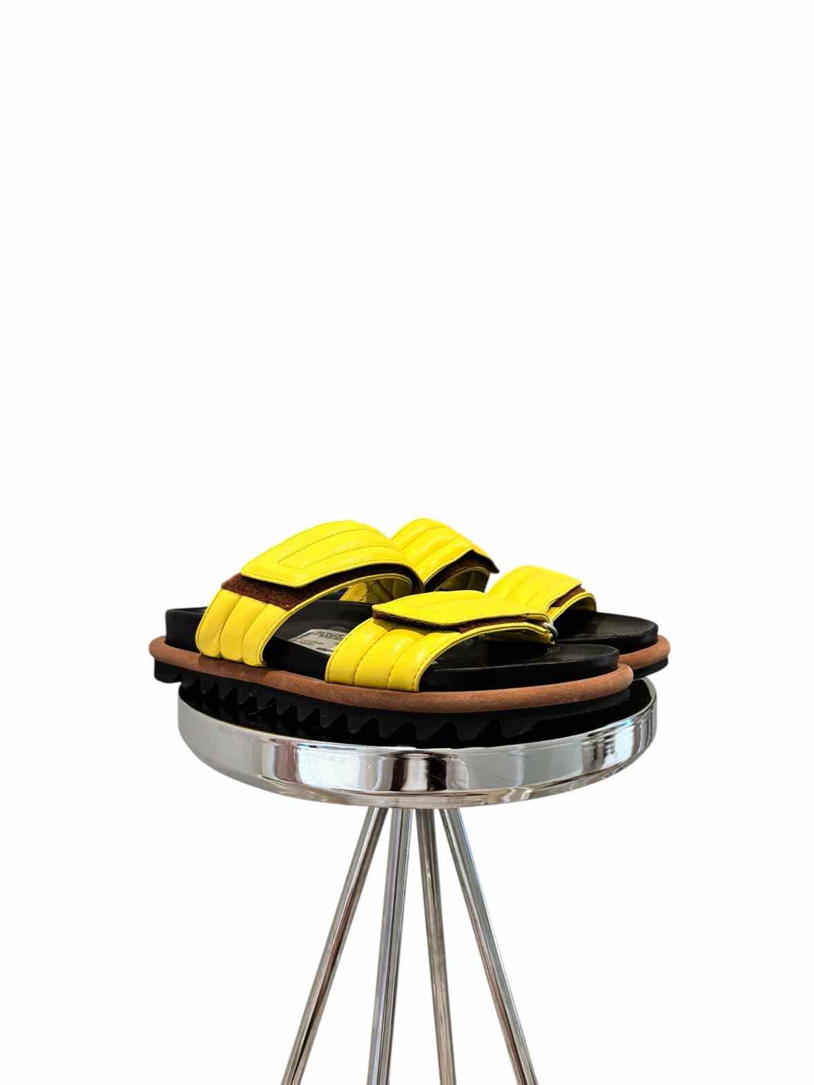 Dries Van Noten Yellow and Black Size 39 Shoes