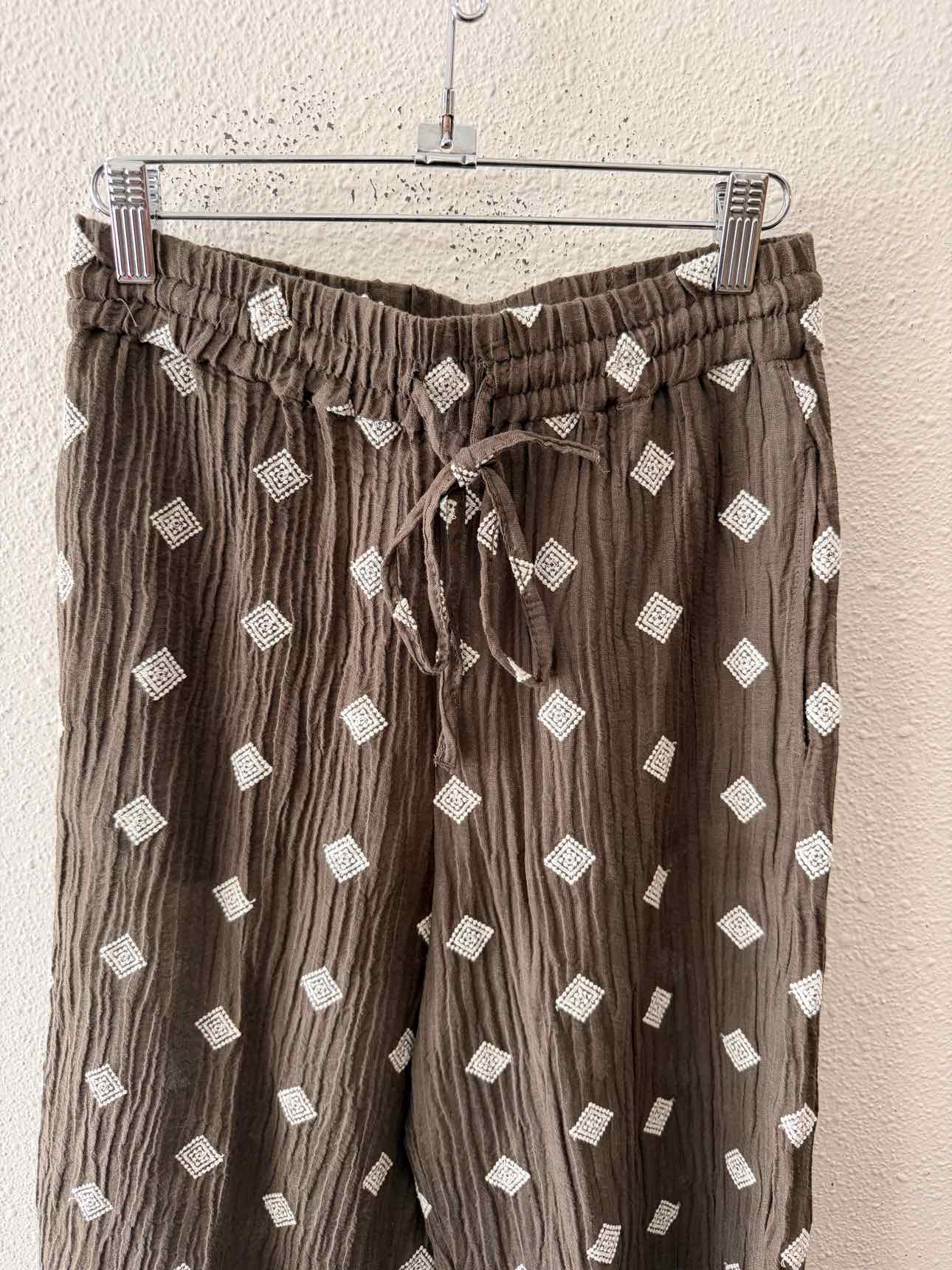 Zara Olive and White Size S Pants