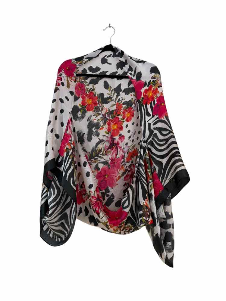 Ted Baker White and Pink Size One Size Shawl