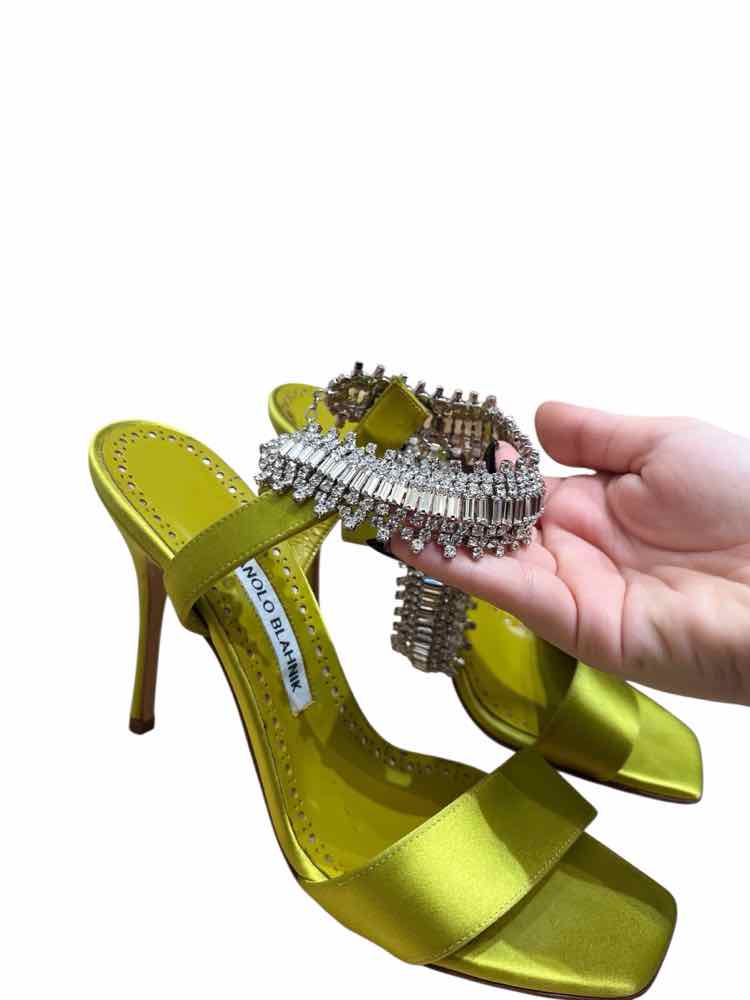 Manolo Blahnik Chartreuse Size 38 Shoes