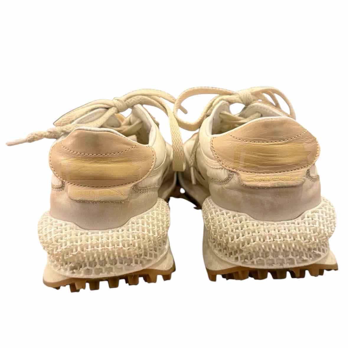Golden Goose White and Beige Size 6 Shoes