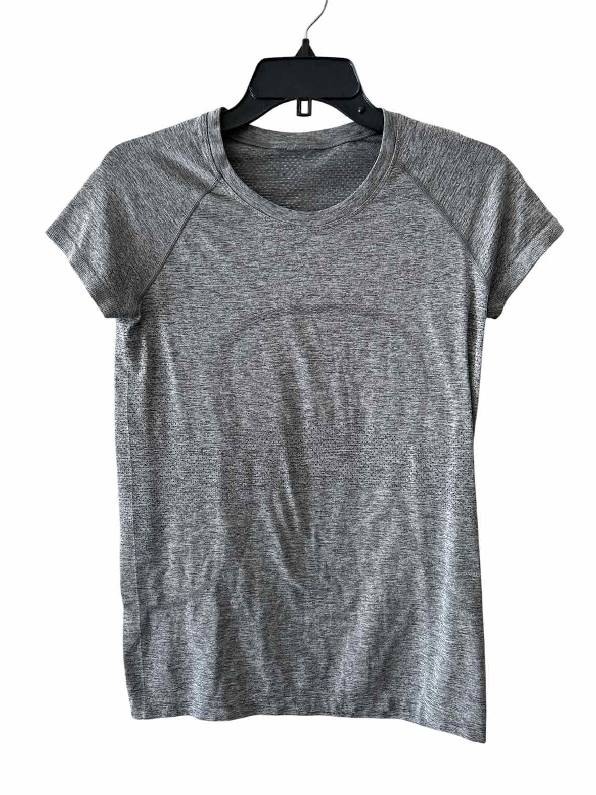 Lululemon heather grey Size 8 Shirt