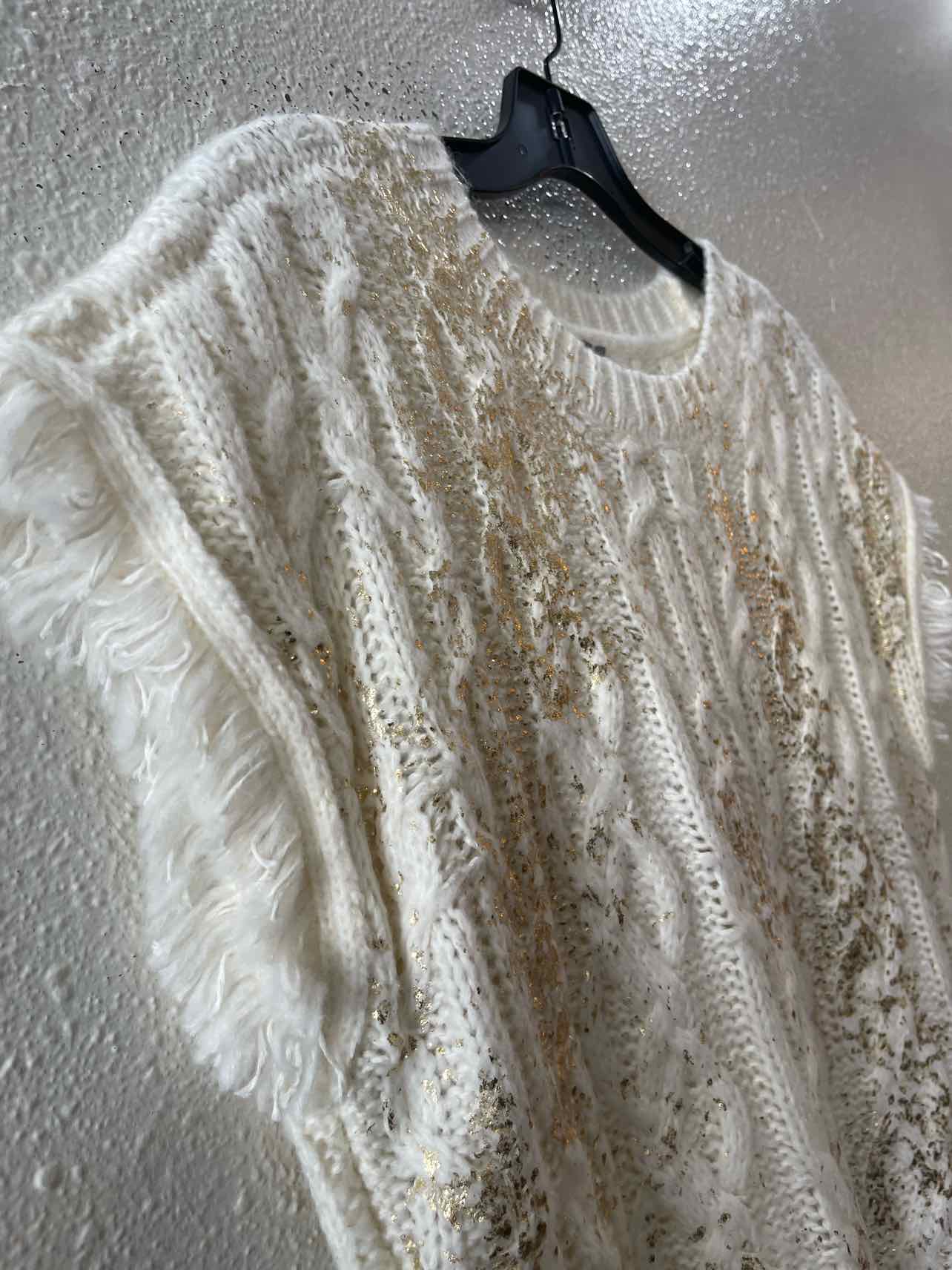 Anthropologie Cream and Gold Size XS Shirt