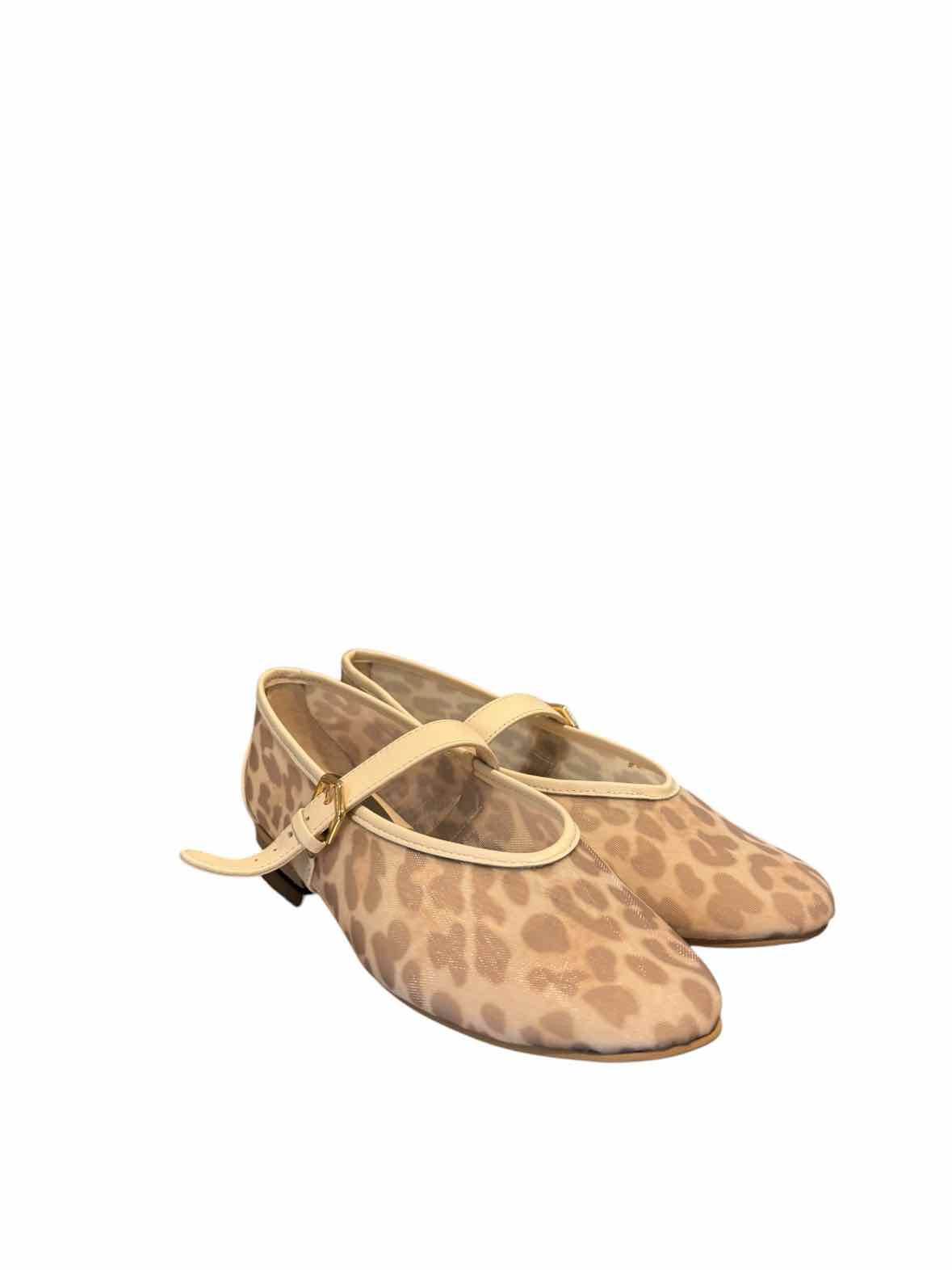 Dolce Vita White Cheetah Size 6.5 Flats