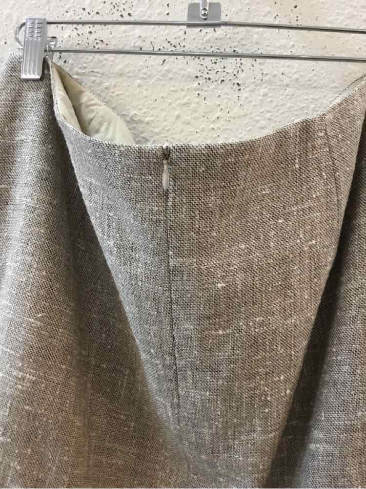 Escada Beige Size 42 Skirt