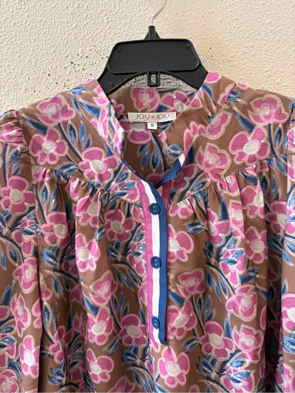 Joy Joy Green multi Size M Shirt