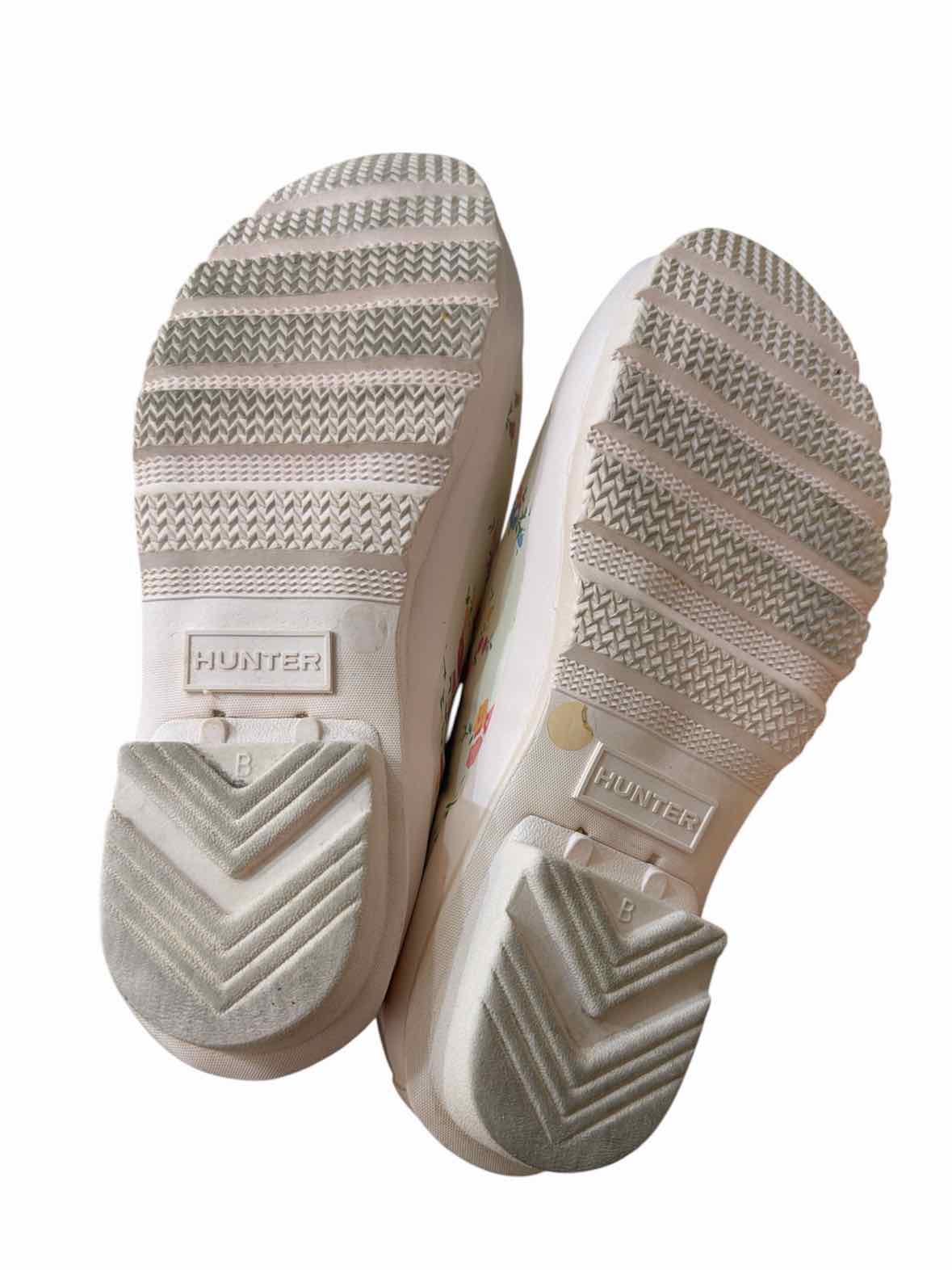 Hunter White and Pink Size 5 Shoes