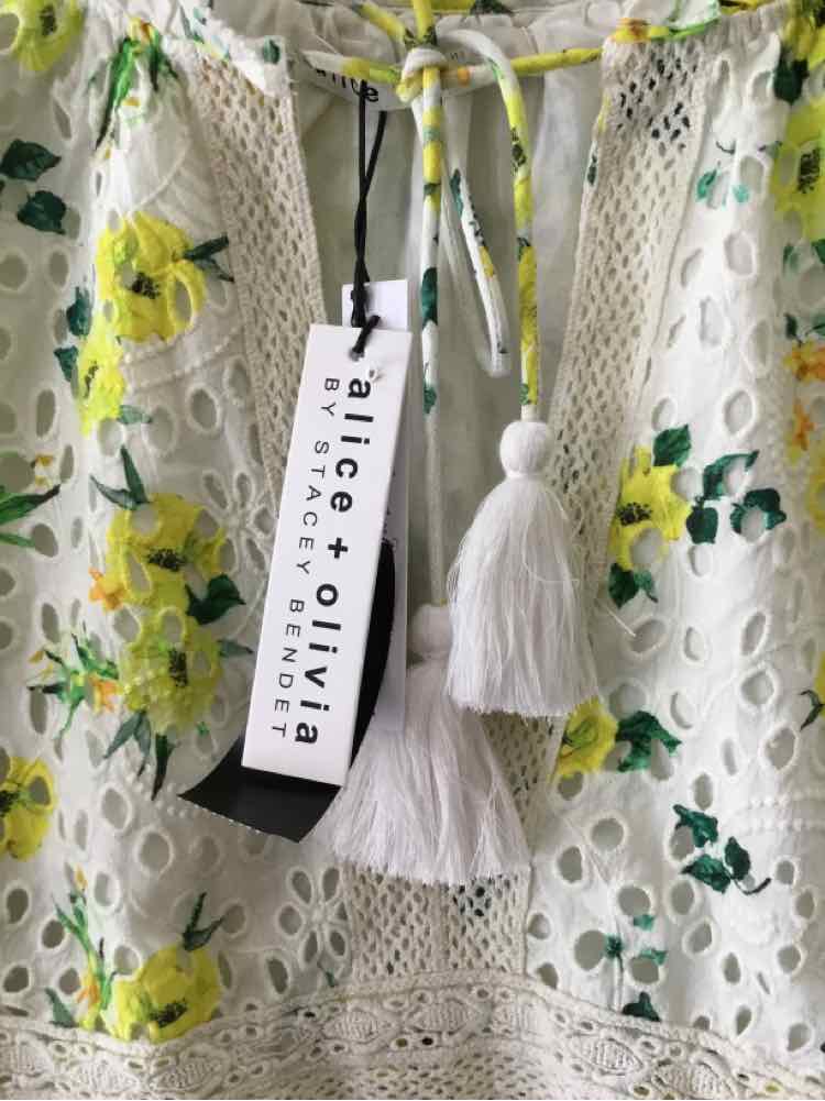 alice + olivia White and Yellow Size L Shirt