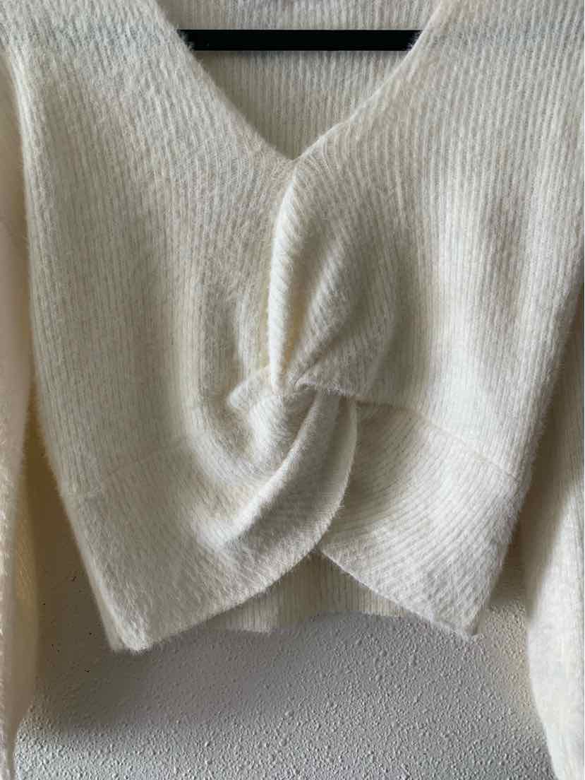 BB DAKOTA STEVE MADDEN Ivory Size S Sweater