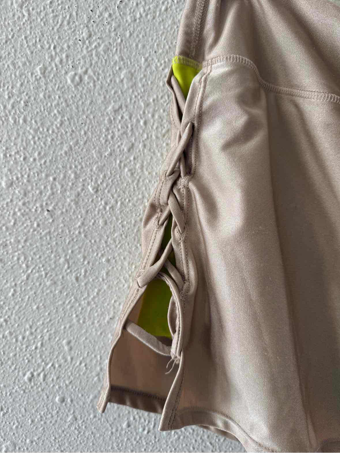 B. Passionit Gold Size M Skirt