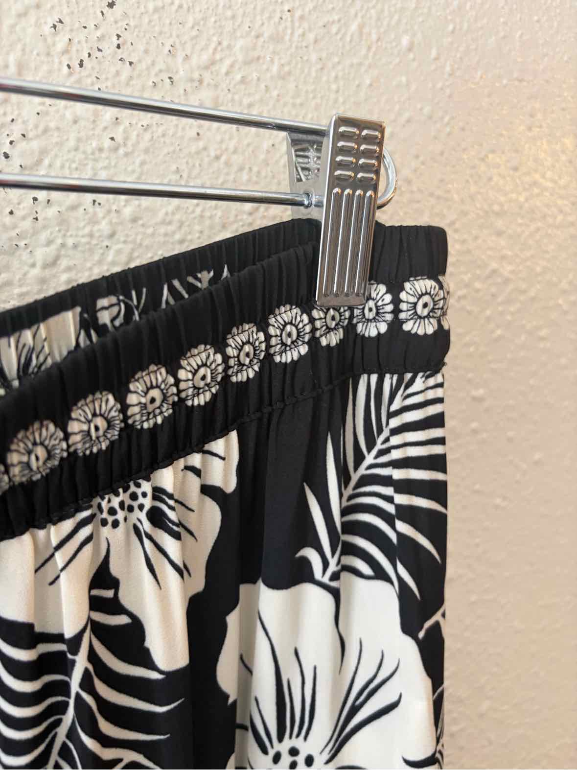 Rachel Zoe black and cream Size S Skirt