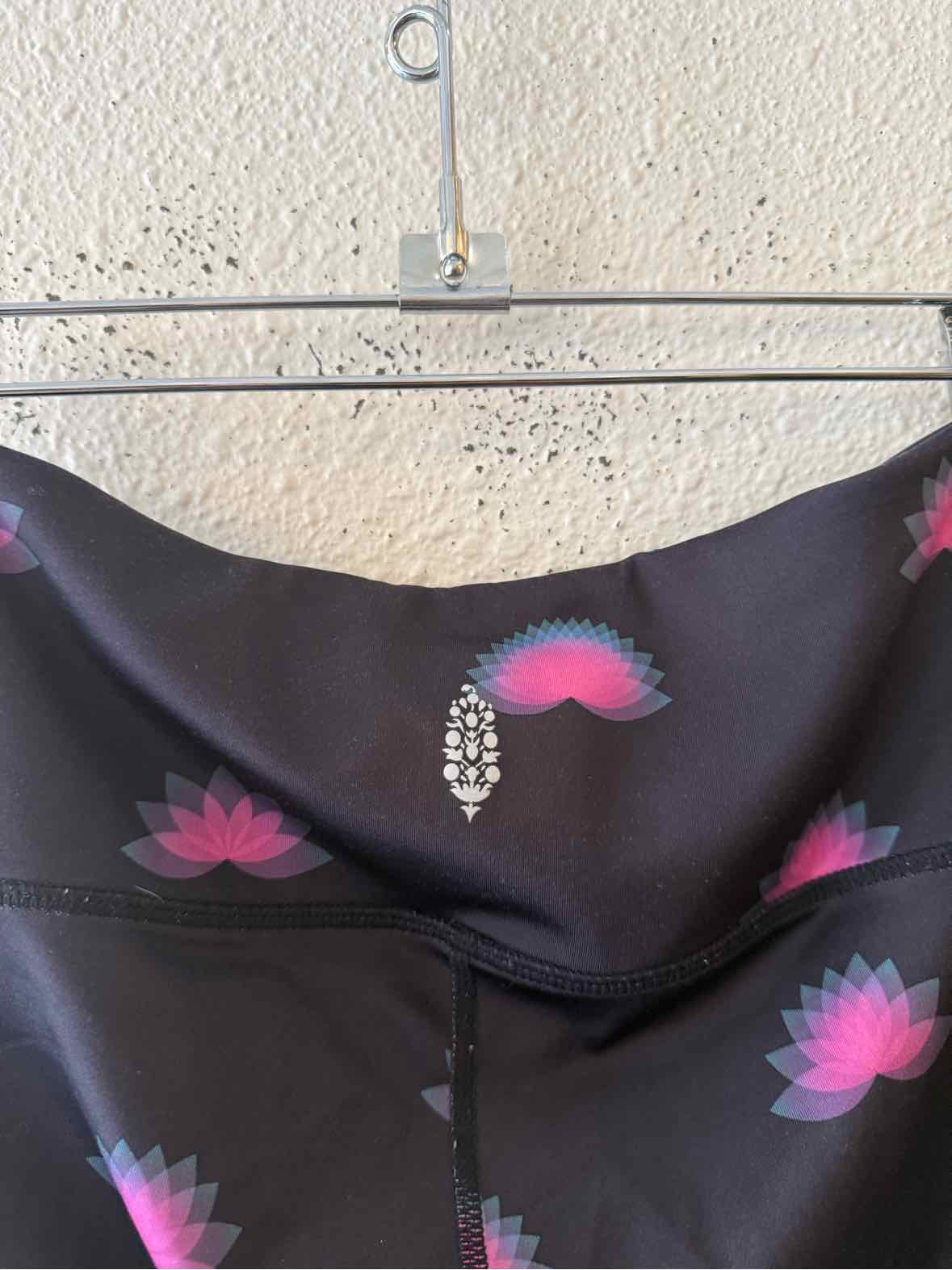Free People Movement Black and Pink Size S Leggings