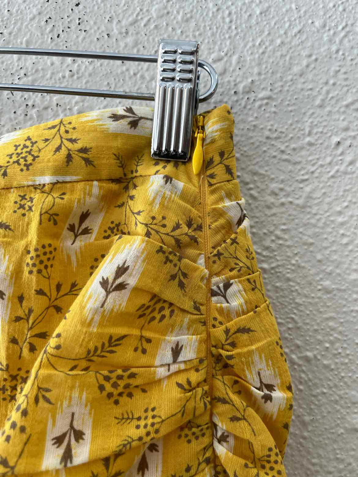 Veronica Beard Marigold Size 2 Skirt