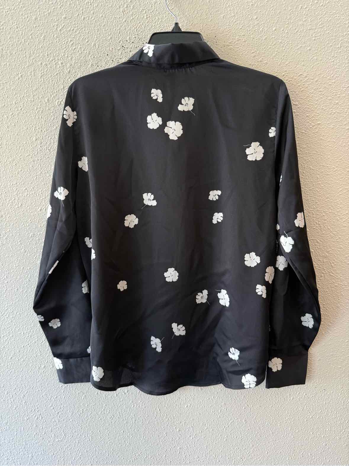 Ann Taylor Black and white Size M Shirt