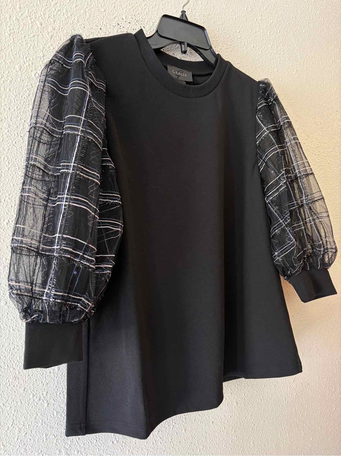 Gracia Black & Silver Size M Shirt