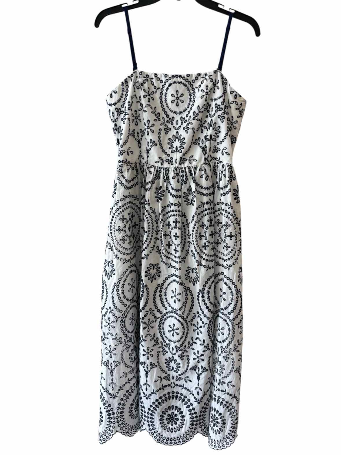 Steve Madden White and navy Size 8 Dress