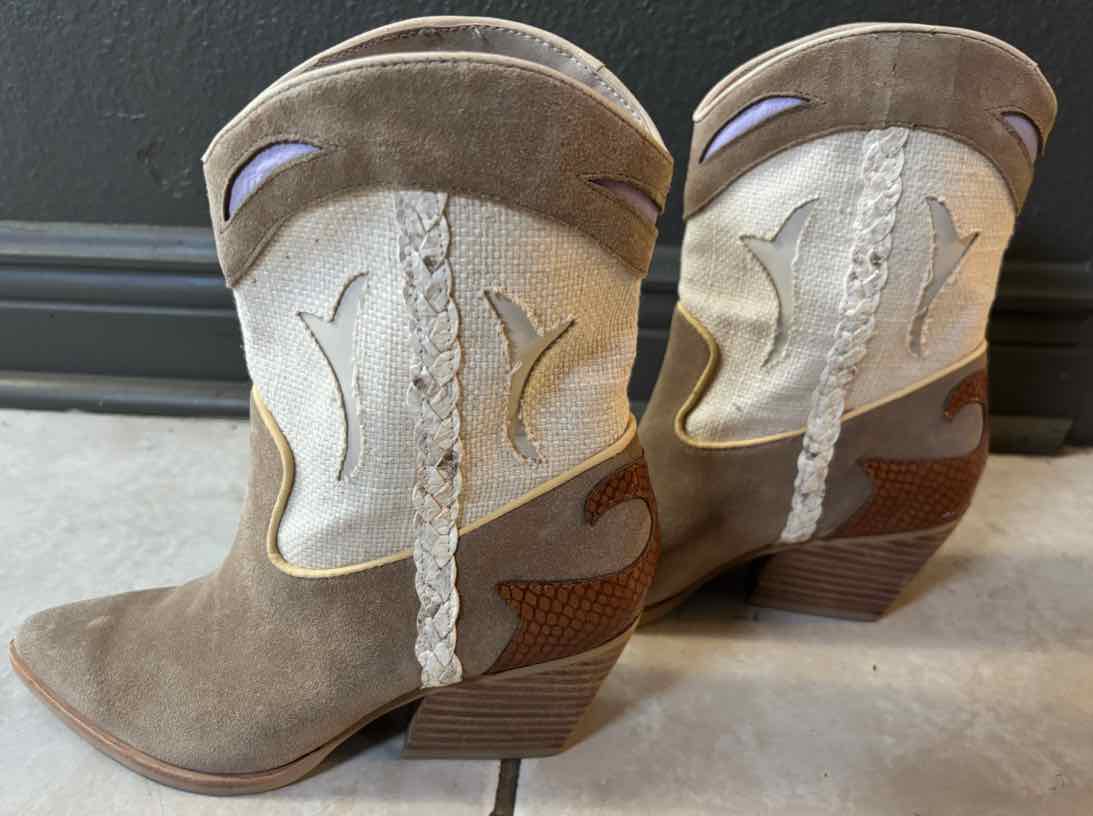 Dolce Vita Beige Multi Size 6 Shoes