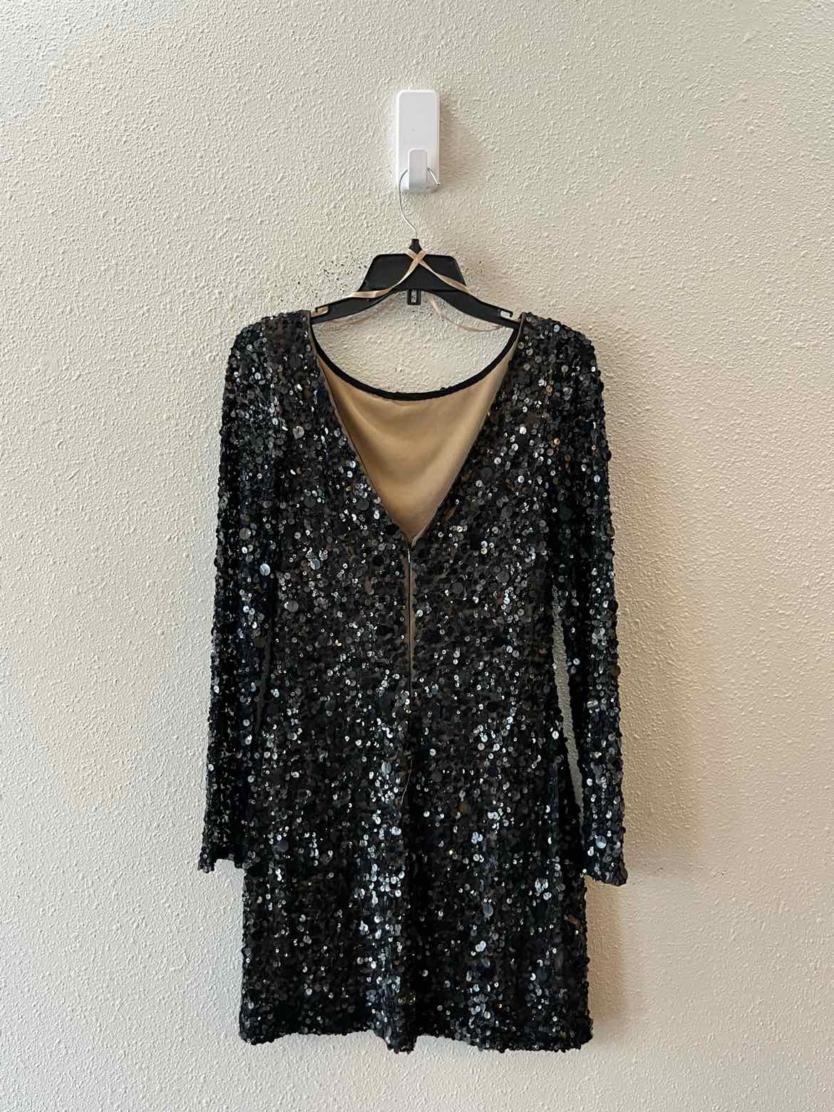 Aidan Mattox Black Size 6 Dress