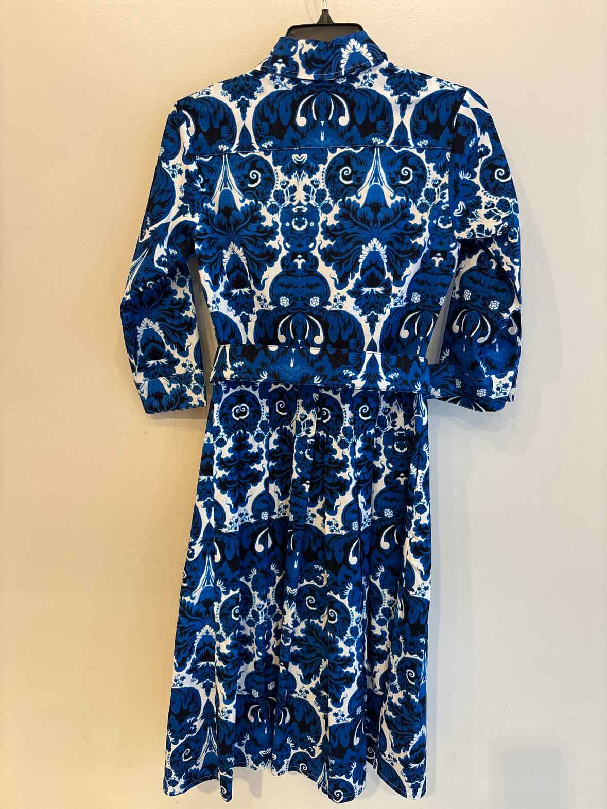 Samantha Sung Blue and White Size 4 Dress