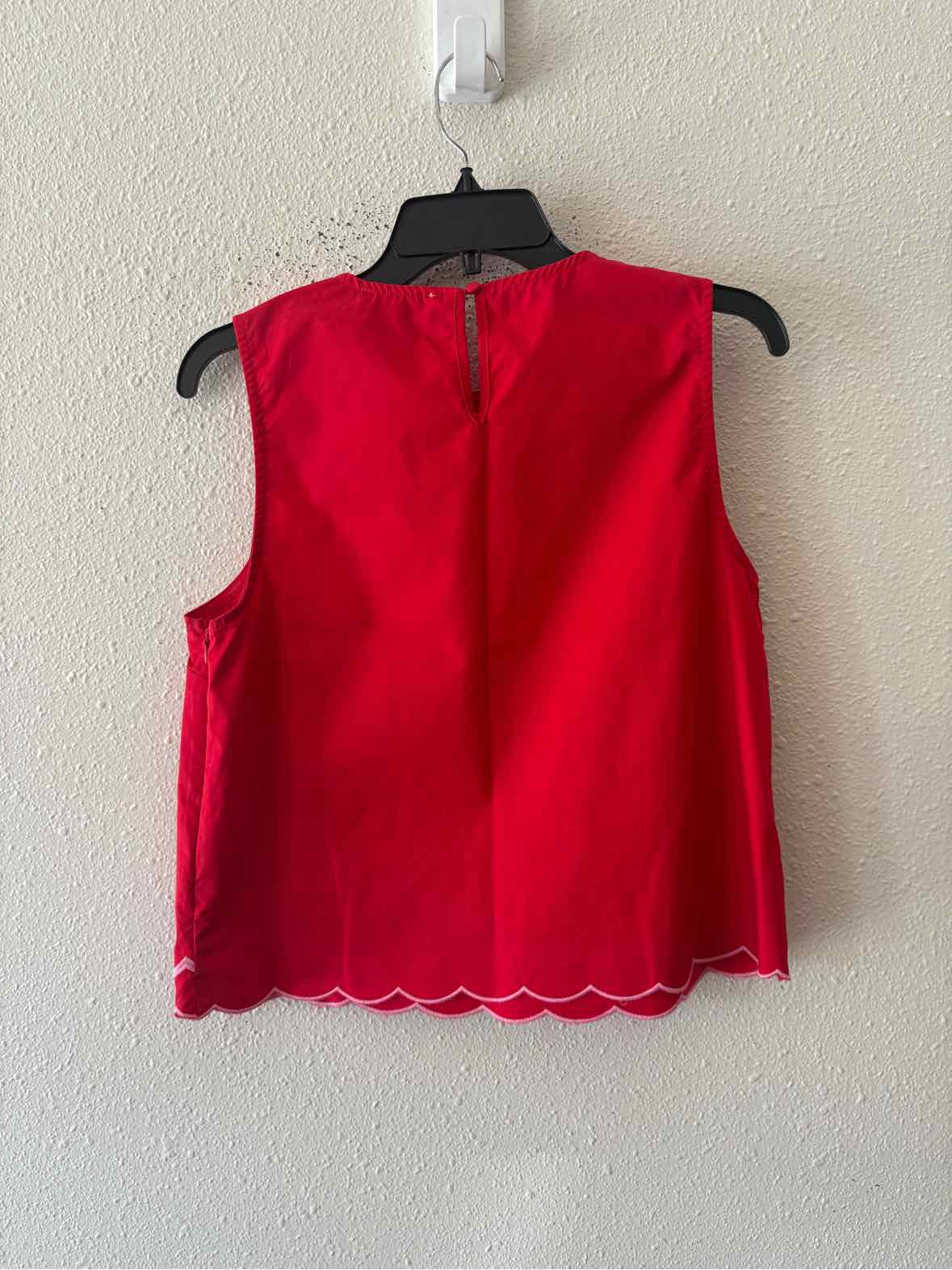 AVARA Red and Pink Size M Shirt