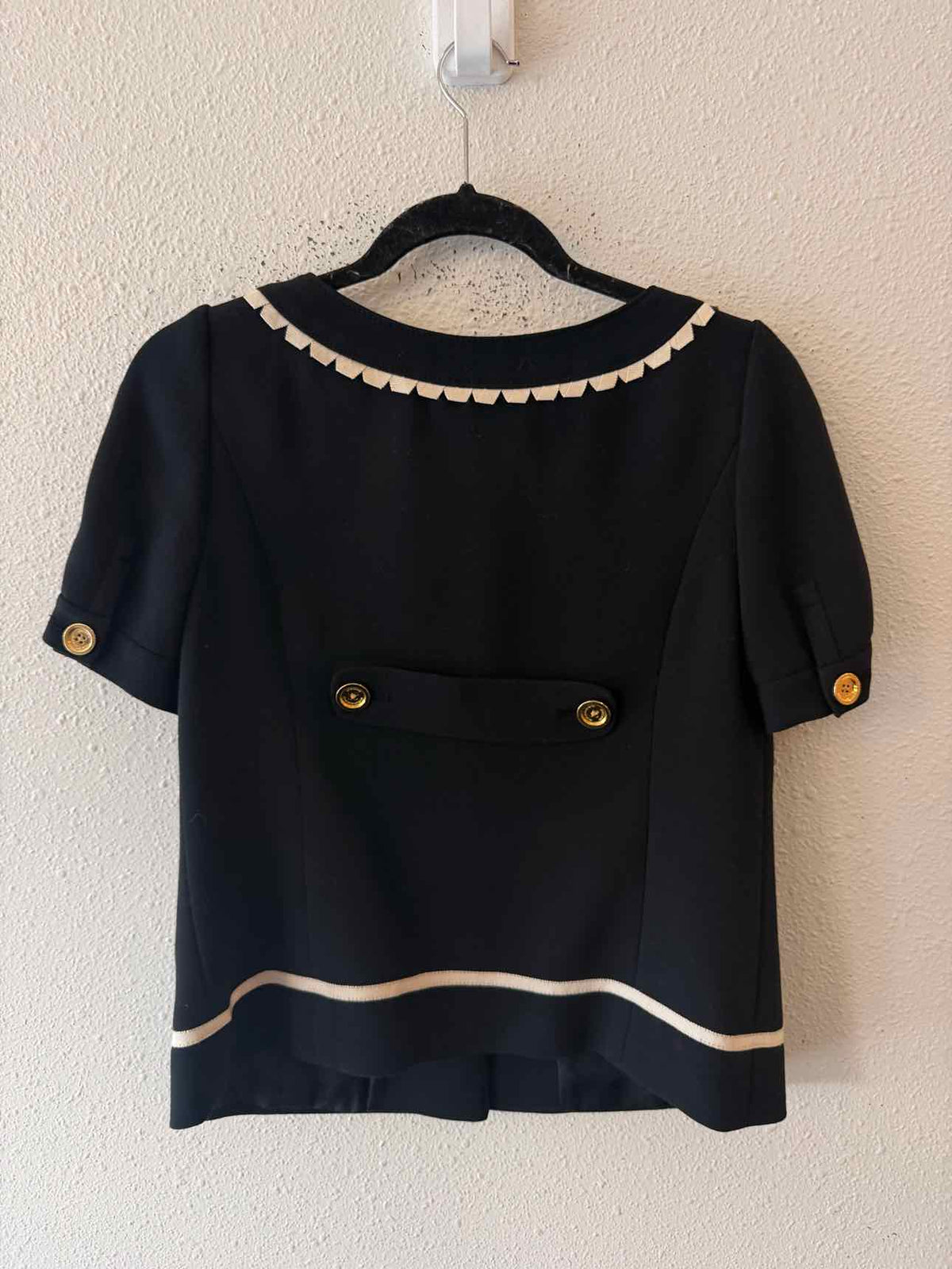 Juicy Couture Black & Ivory Size 4 Jacket