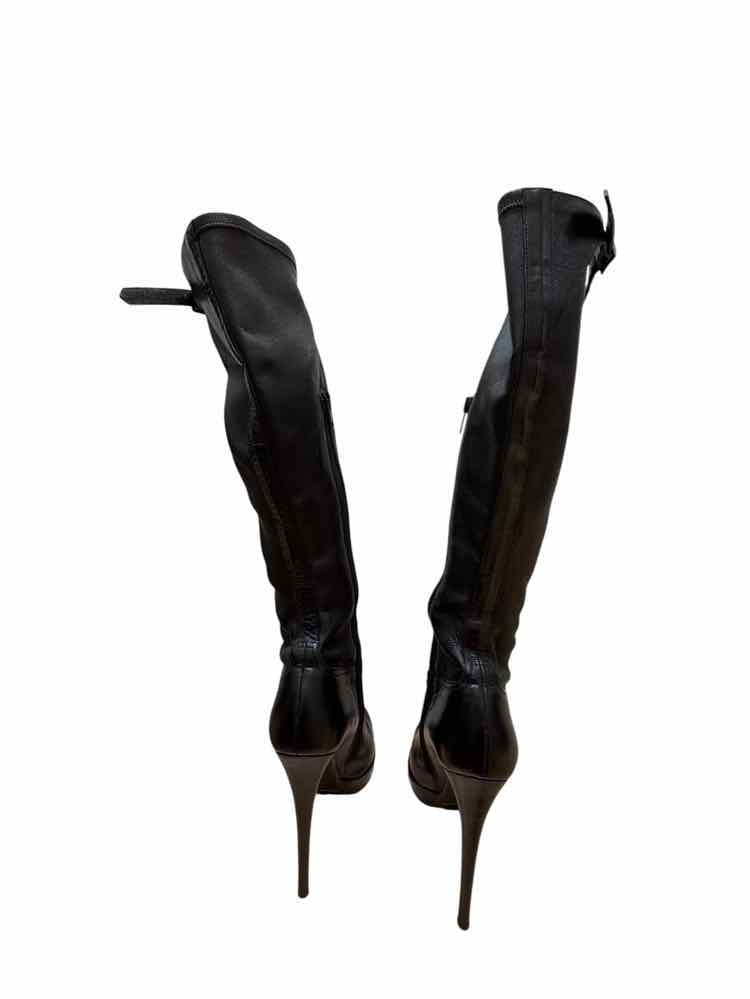 Burberry Black Size 38 Shoes