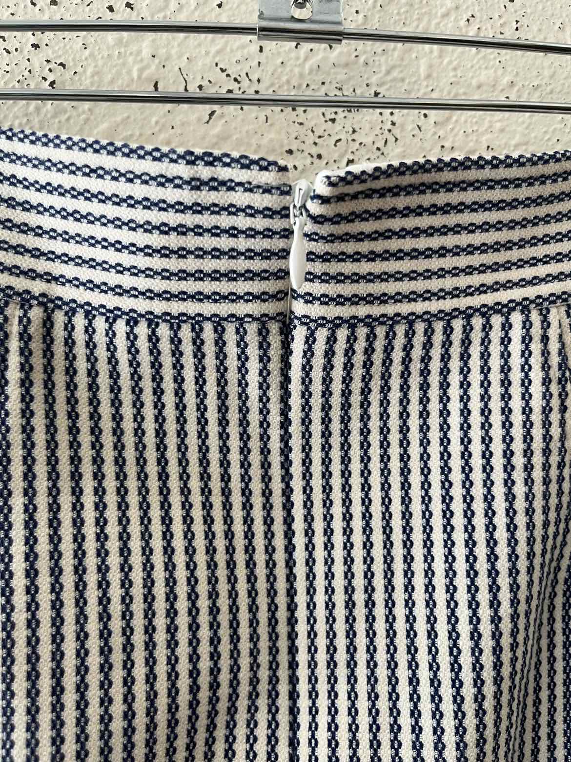 Theory Navy and White Size 2 Skirt