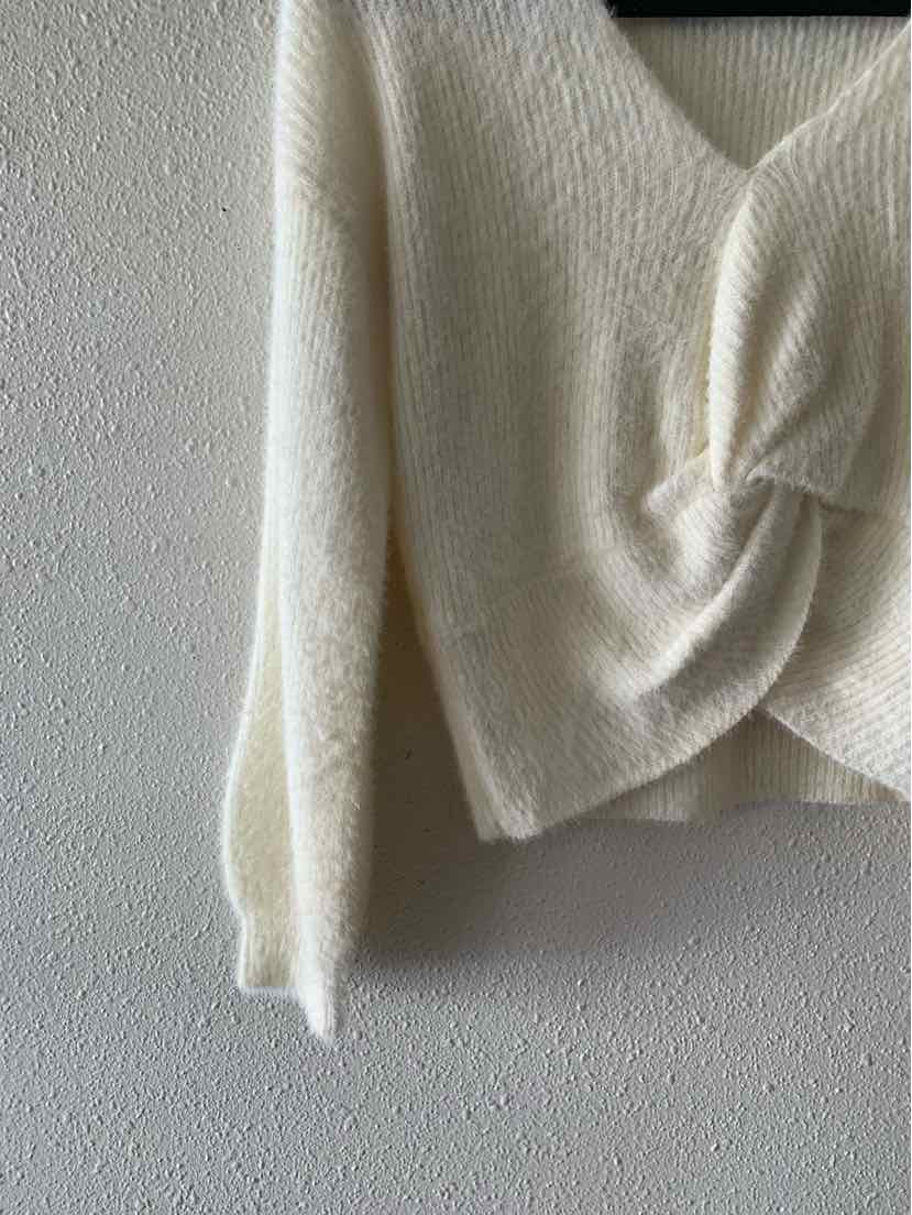 BB DAKOTA STEVE MADDEN Ivory Size S Sweater