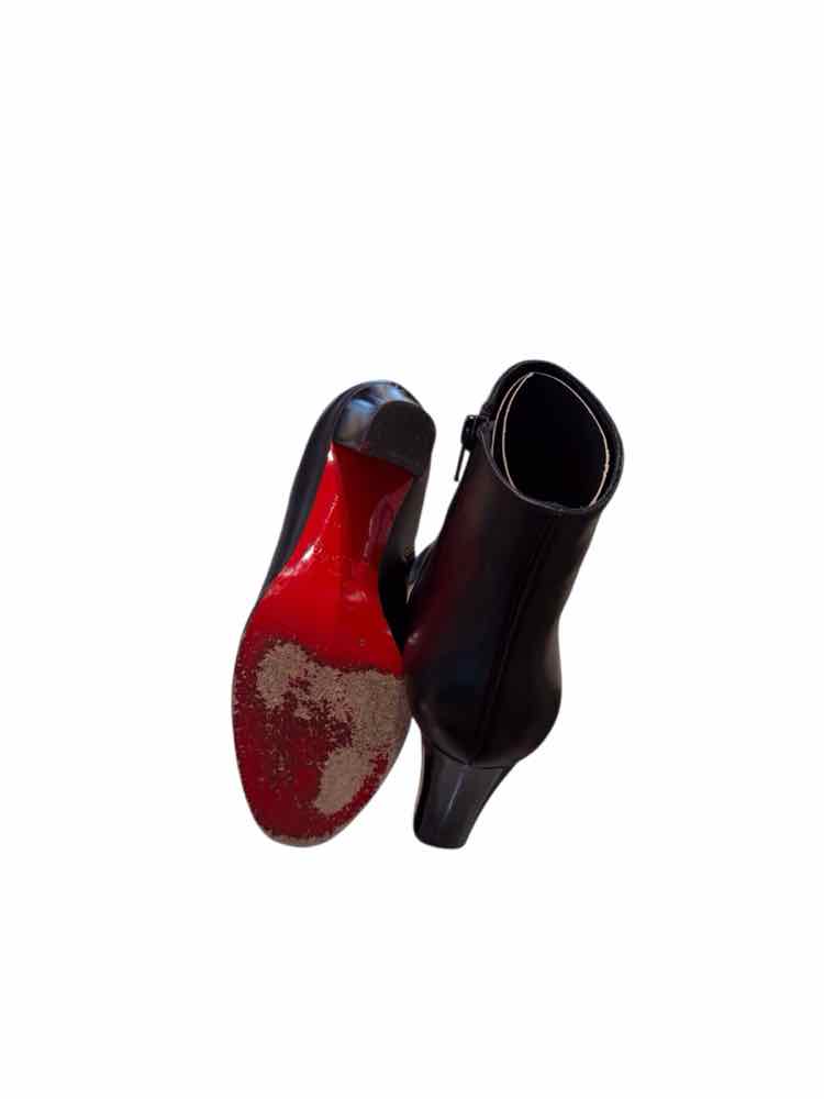 Christian Louboutin Black Size 36 Shoes
