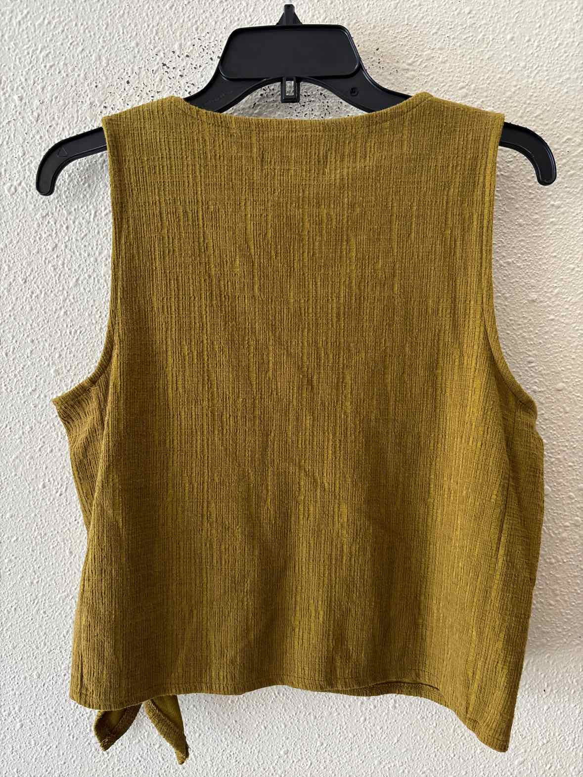 texture & thread Olive Size M Tank Top