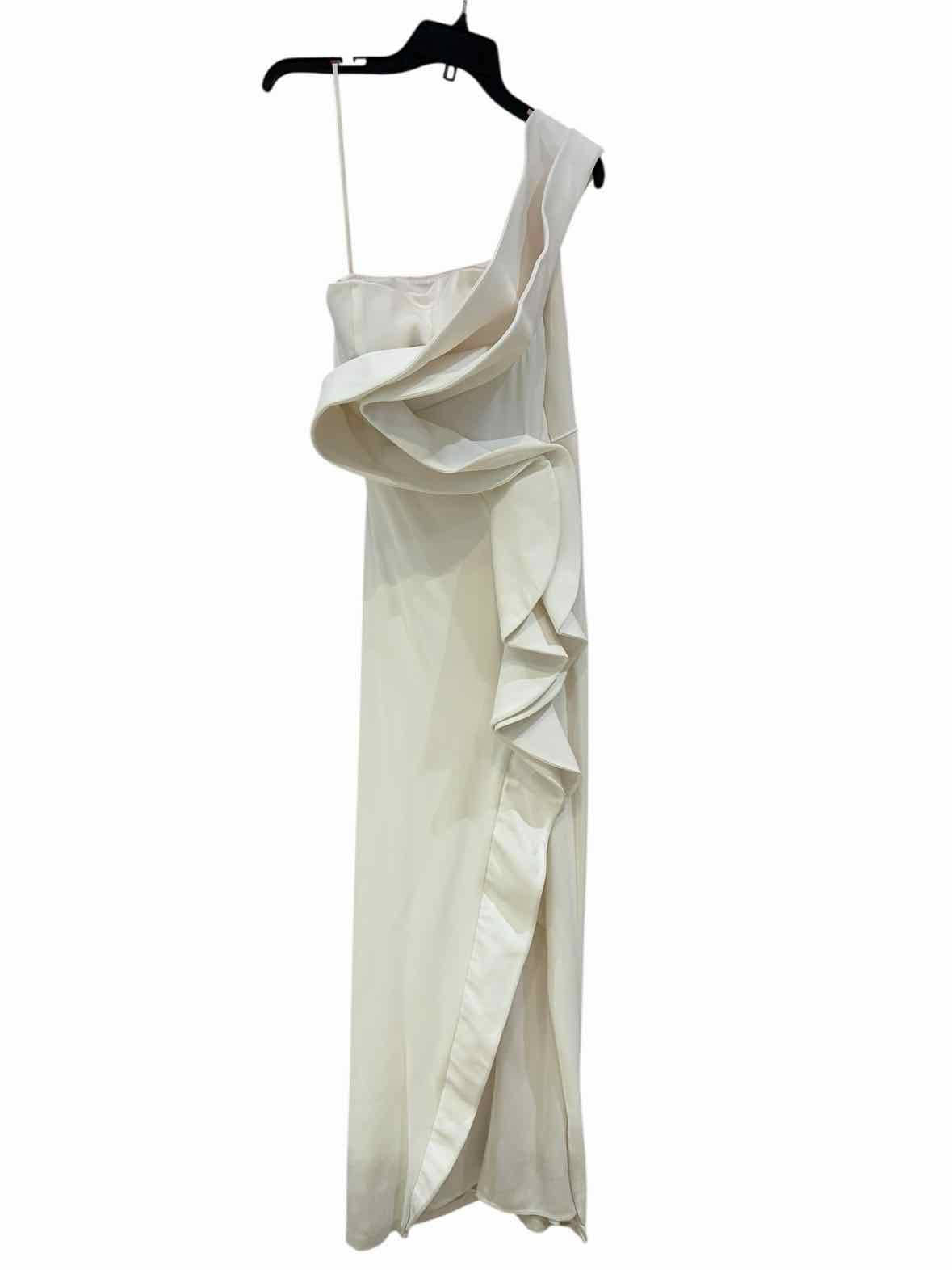 R2G White Size 4 Formal