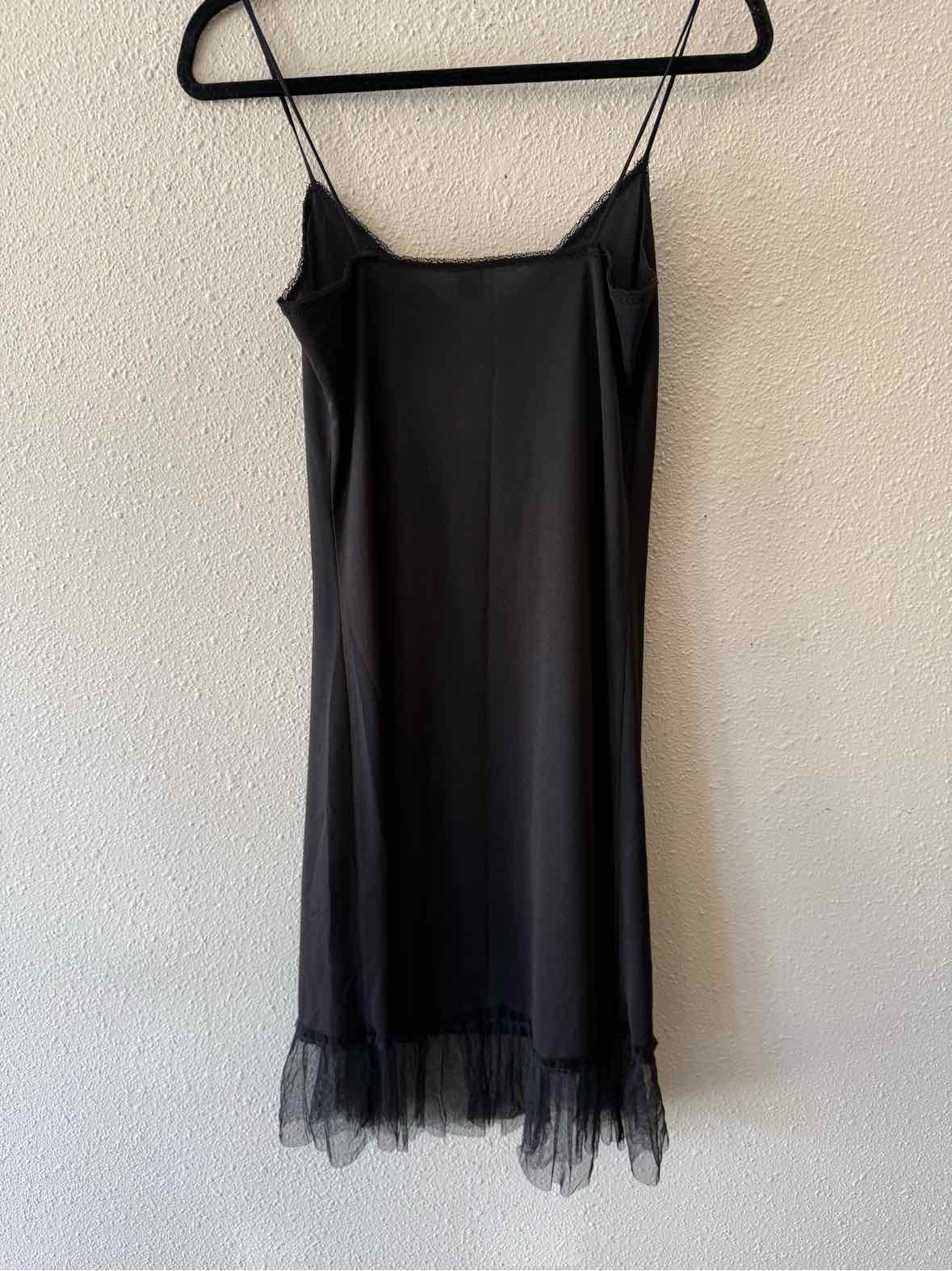Only Hearts Black Size M Slip