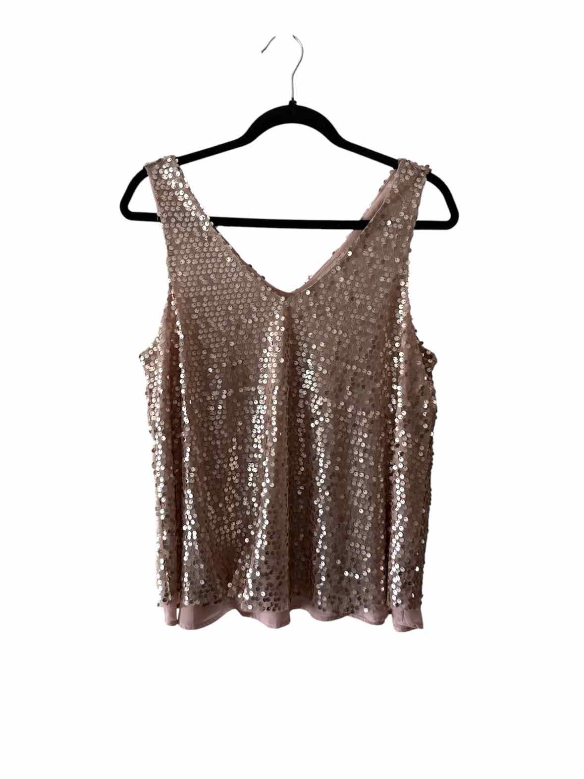 Love on a hanger Chamagne Size S Tank Top
