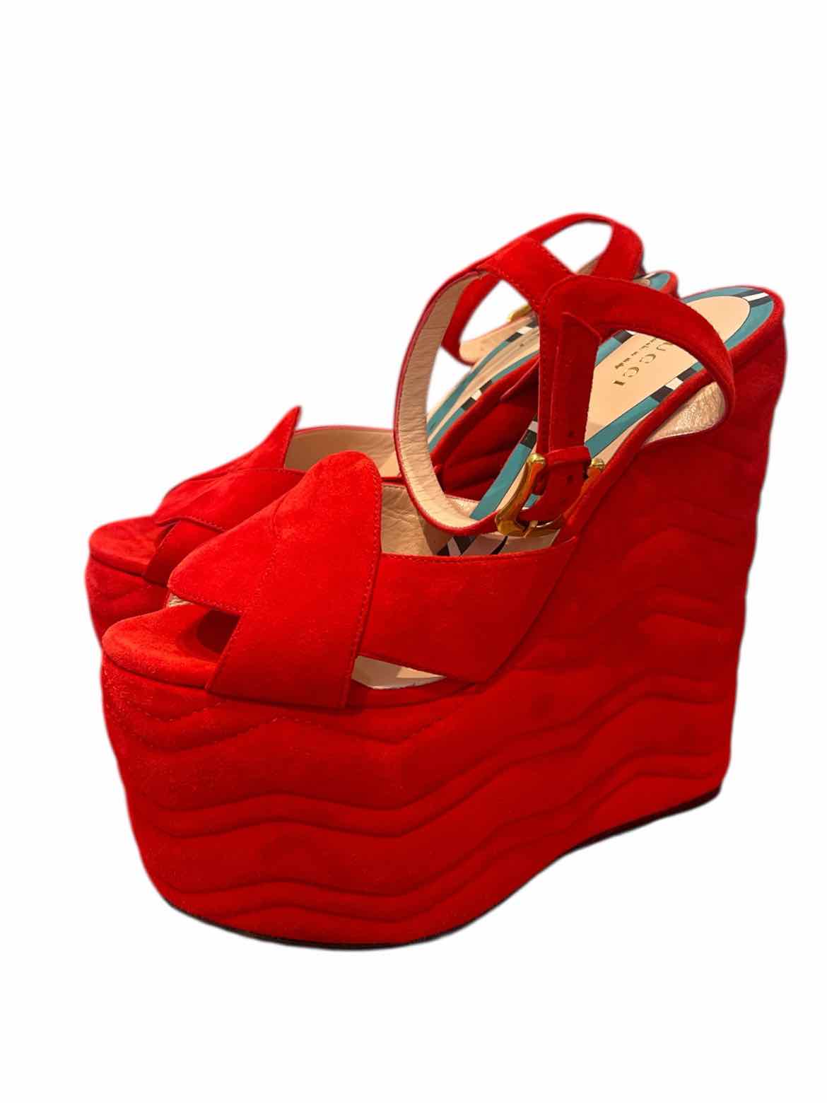 Gucci Red Size 38.5 Shoes