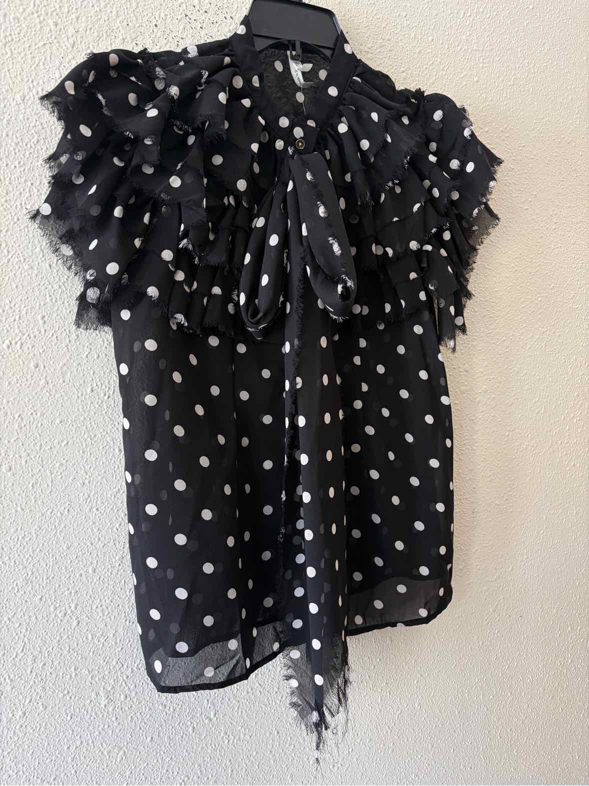Truth NYC Black and white Size S Shirt