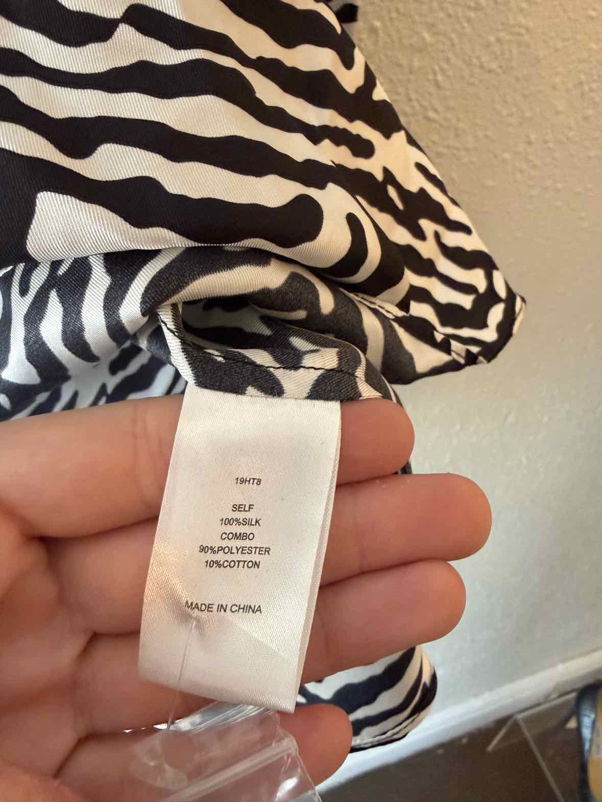 Hunter Bell Black and white Size L Shirt