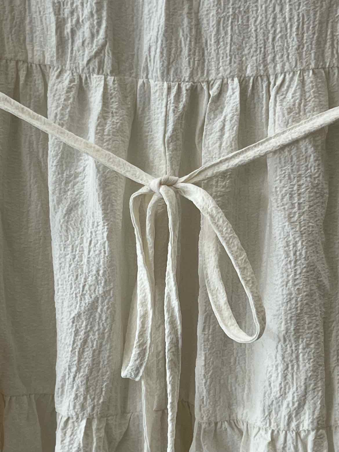 Calvin Klein White Size 4 Dress