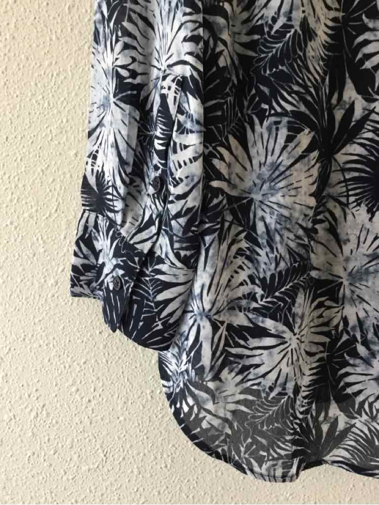 Michael Michael Kors Navy and White Size M Shirt