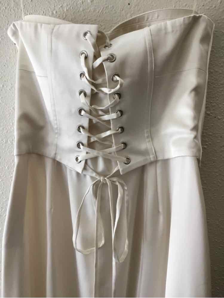 Reformation Ivory Size 6 Dress