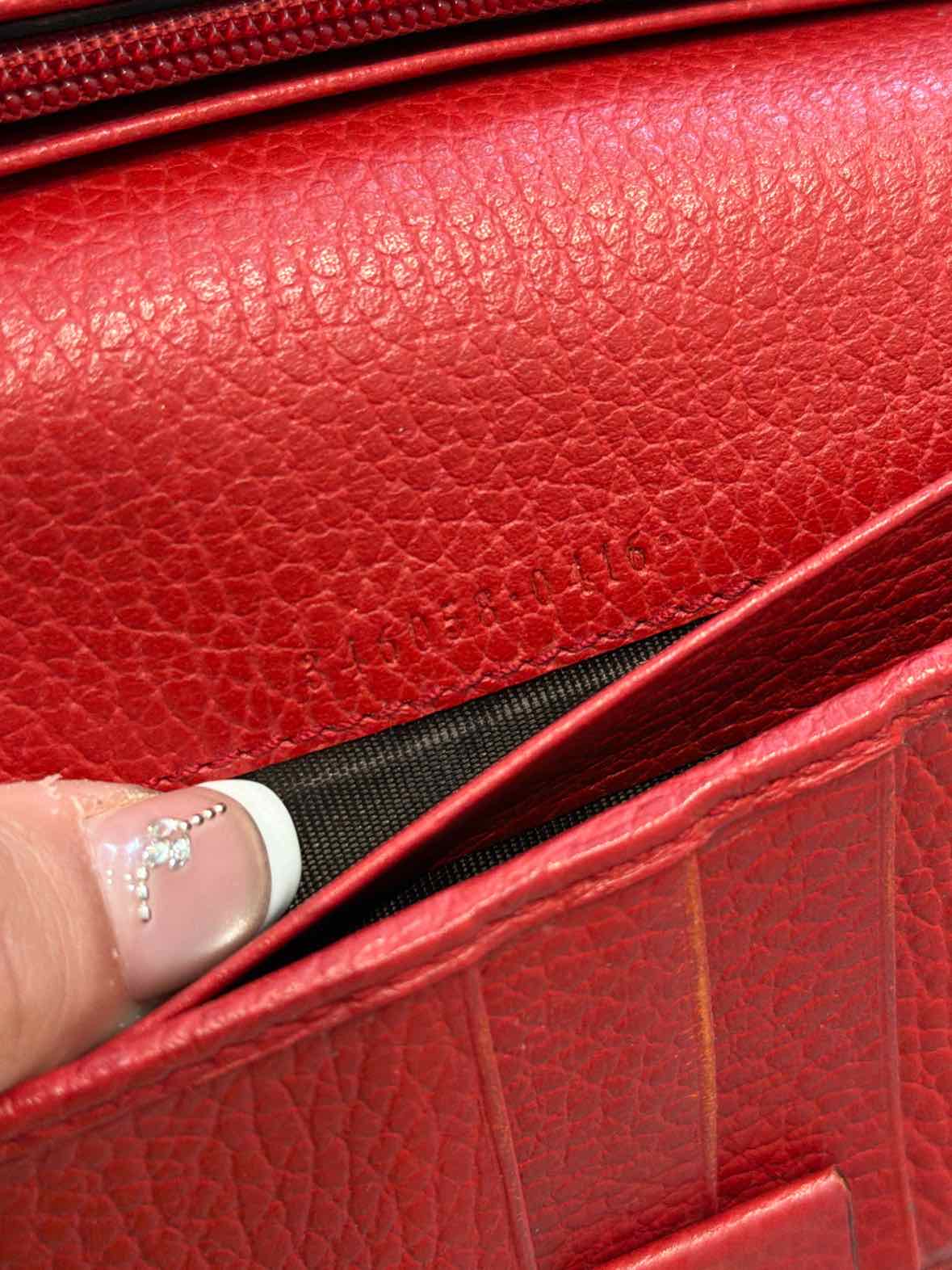 Gucci Beige and Red Wallet