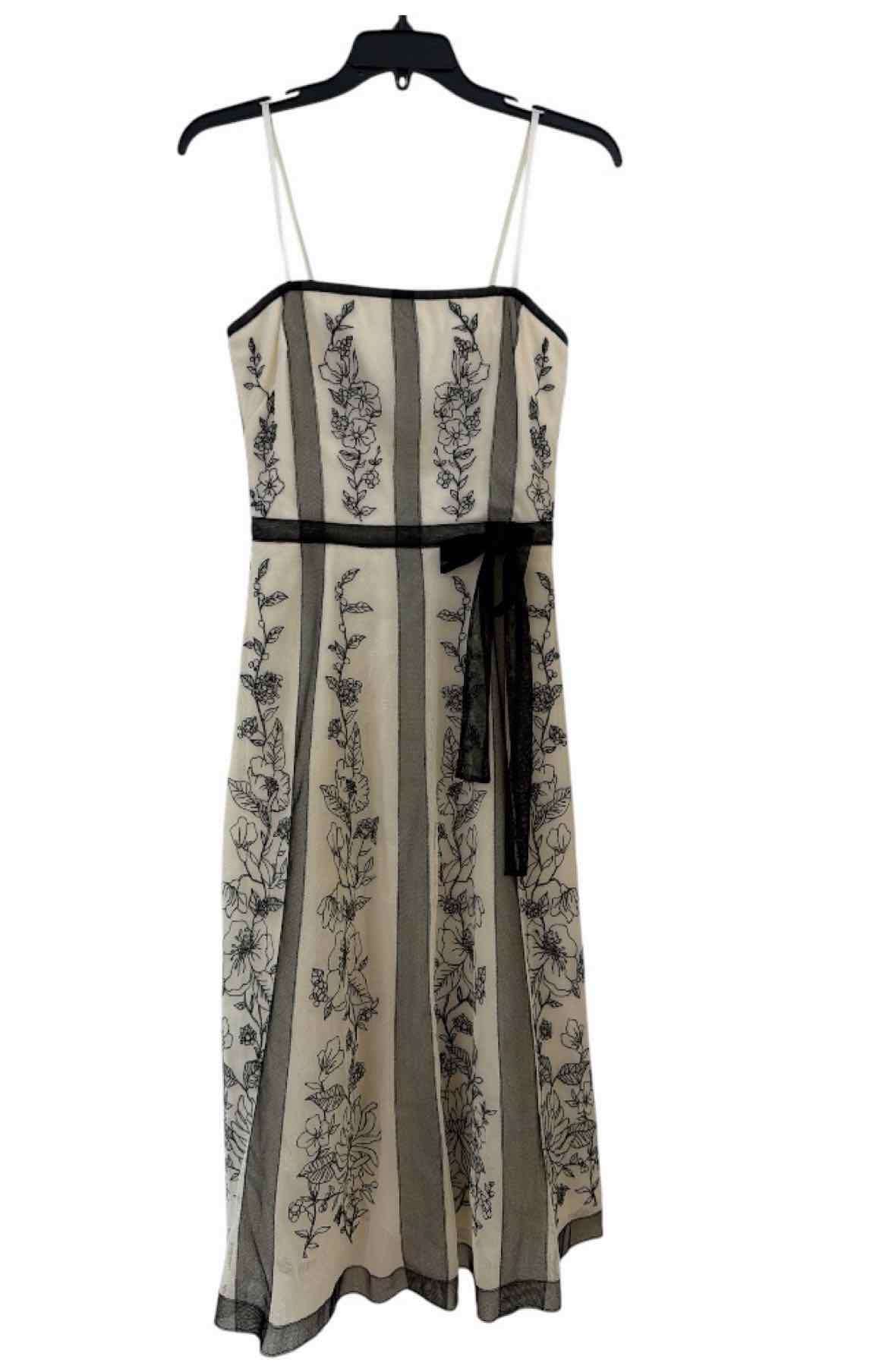 BCBG MAXAZRIA Creme & black Size 2 Dress