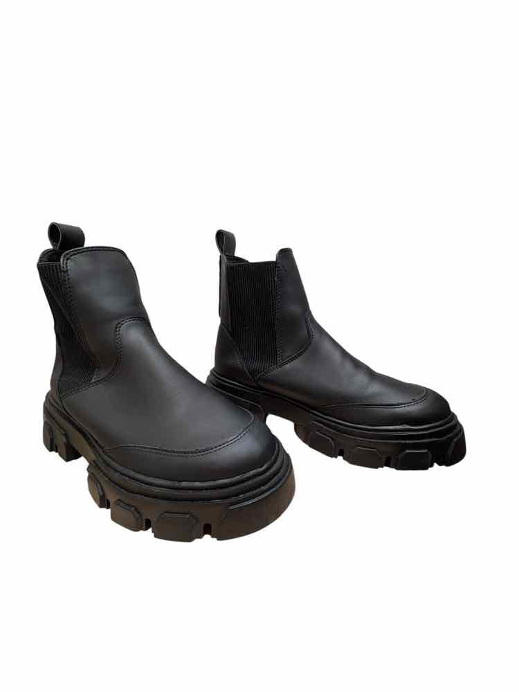 farm rio Black Size 8.5 Shoes