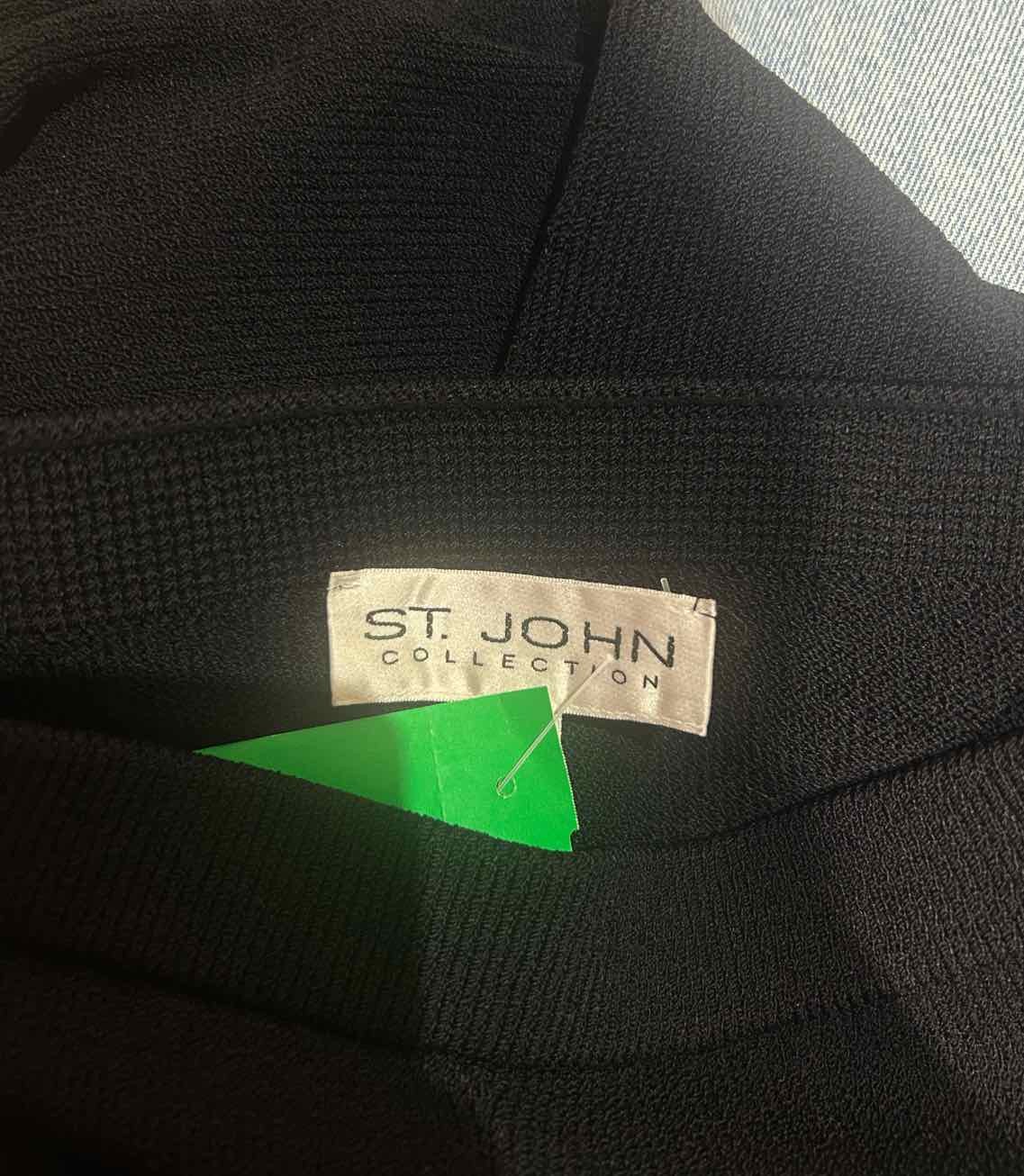 st john Black Size 2 Pants