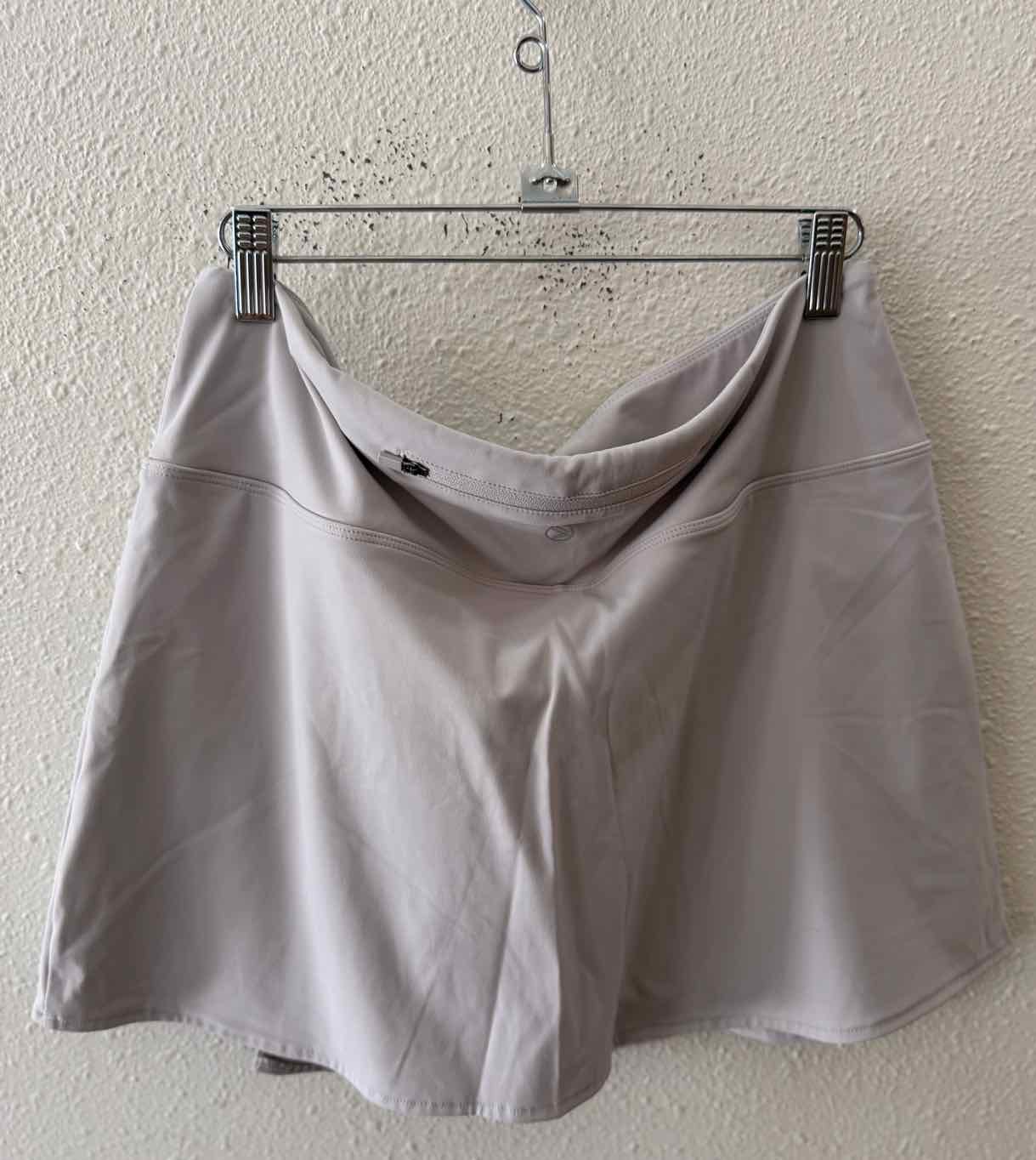 Savvi Bone Size XL Skort