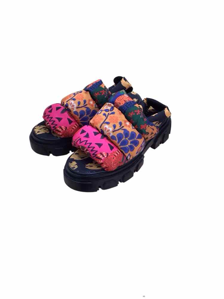 farm rio Multi and Black Size 8 Shoes