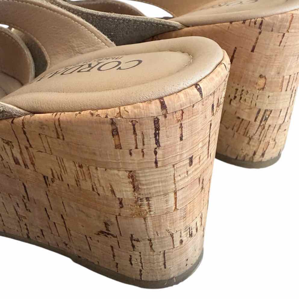 Cordani metallic gold Size 38 Shoes